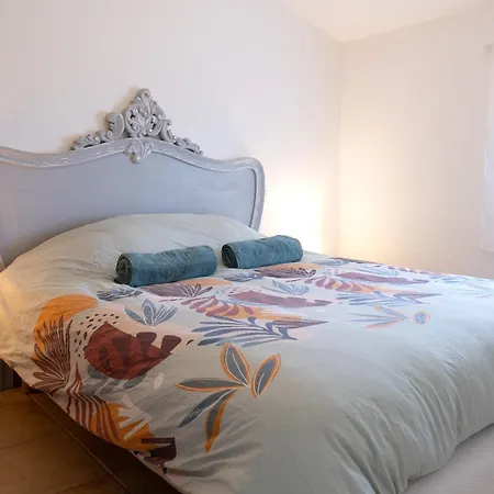 De La Mabonniere Oudon