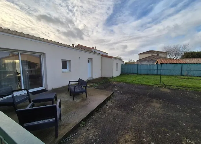 De La Mabonniere Hébergement de vacances *