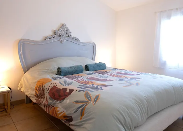 De La Mabonniere Oudon